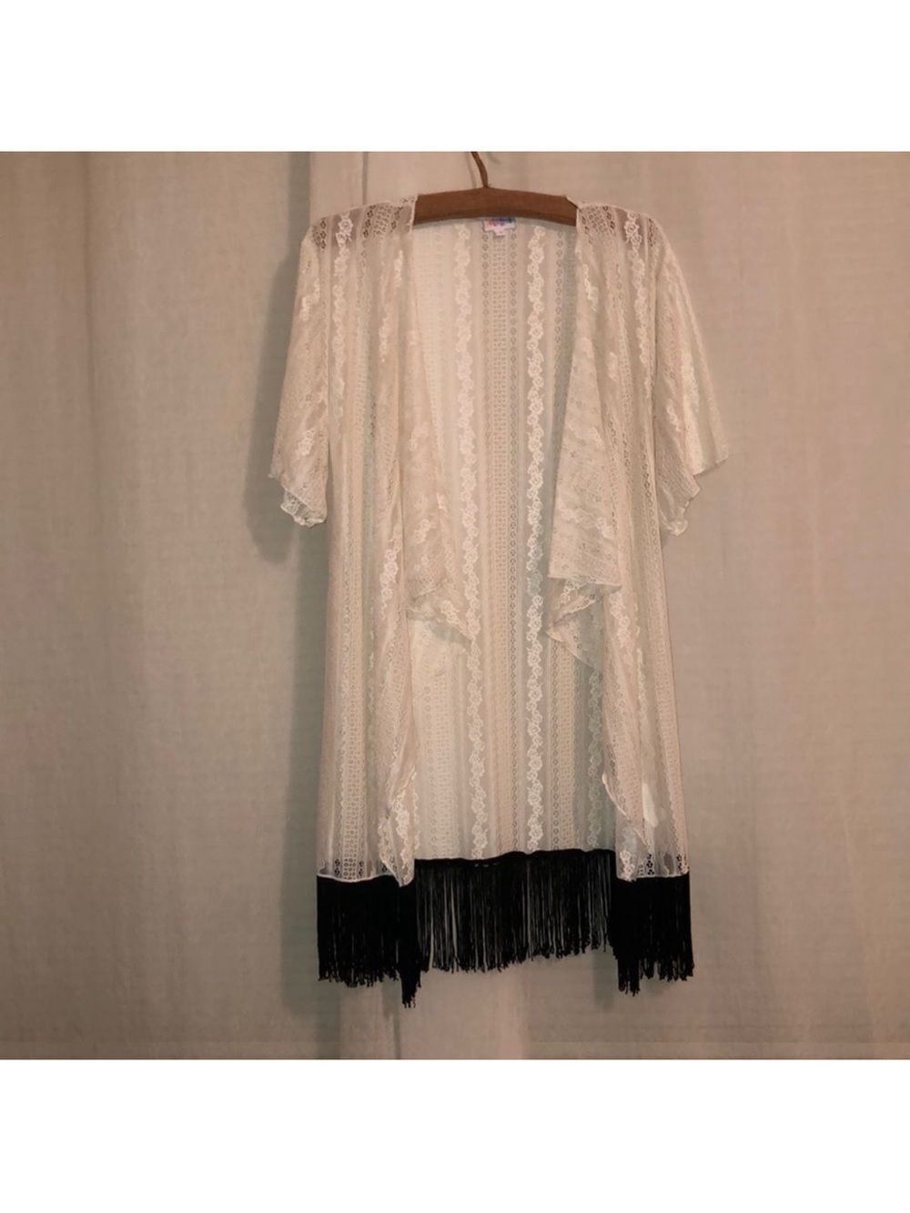 LuLaRoe S Monroe Ivory Lace Short Sleeve Open Waterfall Black Tassel Cardigan